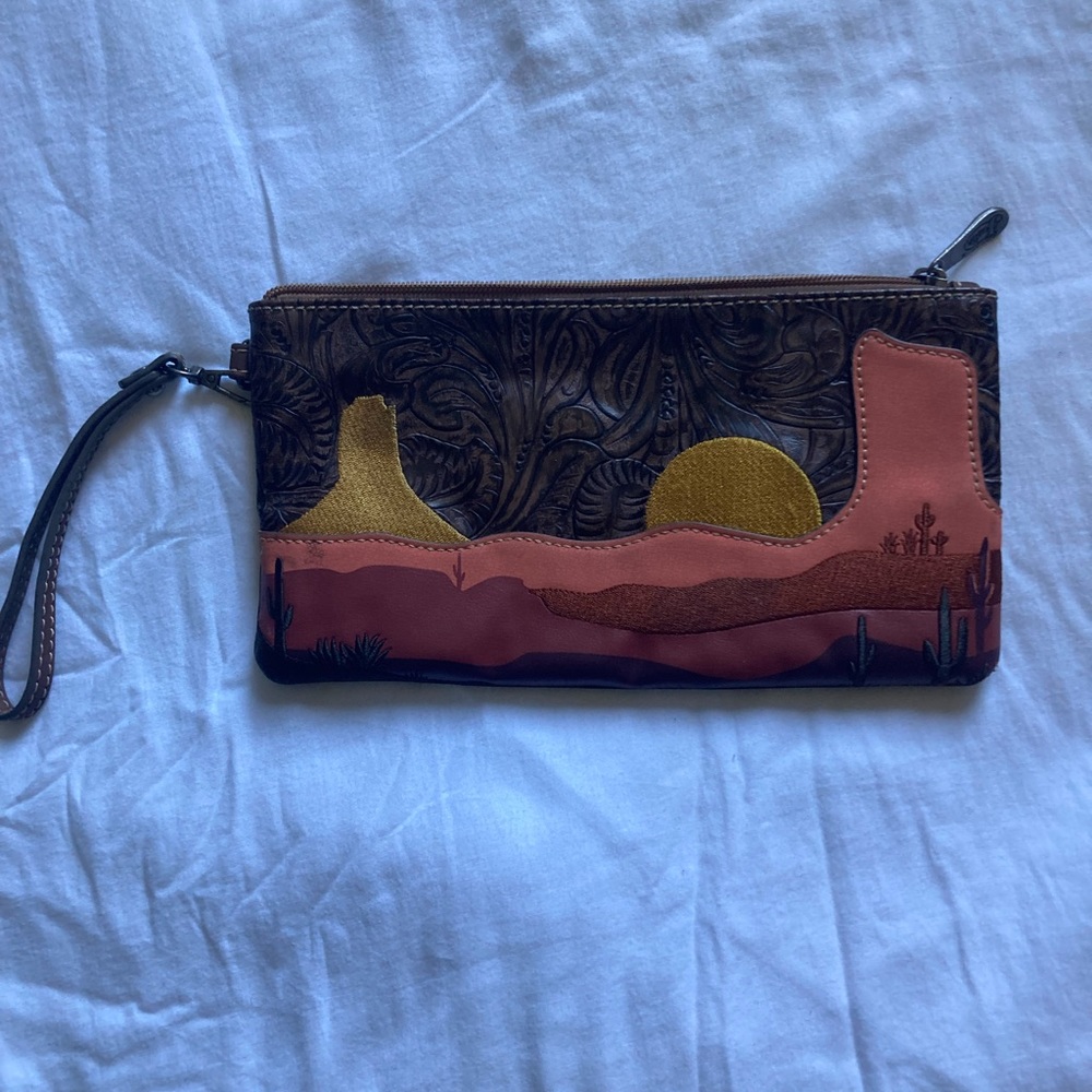 Sunset Leather Wristlet